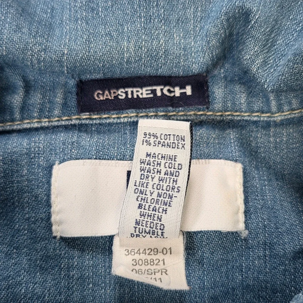 Gap Denim Trucker Jacket Girl's Size XXL Blue Light Wash Button Front Stretch